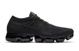 Nike Air VaporMax Flyknit black черные 40-44