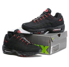 Nike Air Max 95 ЧЕРНЫЕ Black (40-45)