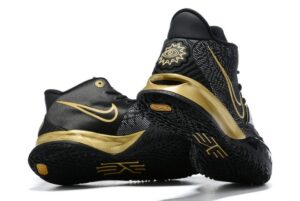 Nike Kyrie 7 черные с золотым мужские (40-44)