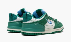 Nike SB Dunk Low Disrupt 2 Malachite зеленые с белым нубук женские (35-39)