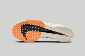 Nike ZoomX Vaporfly 3 белые с сеткой мужские-женские (40-44)
